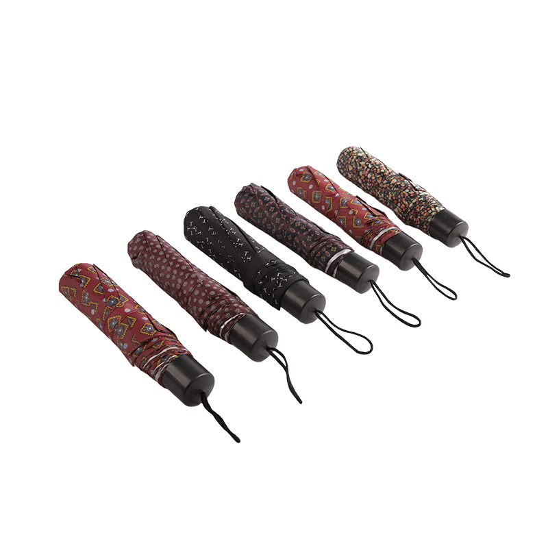 Polyetser escalonável diário com guarda-chuva de três dobras revestido de prata-0E6B0523